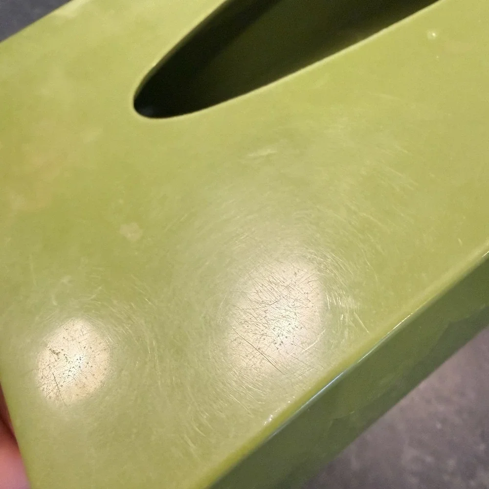 Vintage Avocado Green Tissue Box Holder Scalloped Edge Plastic Box Bathroom